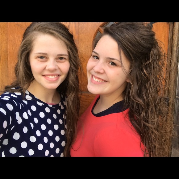 Meet your Posher, Tara - Picture 2 of 8